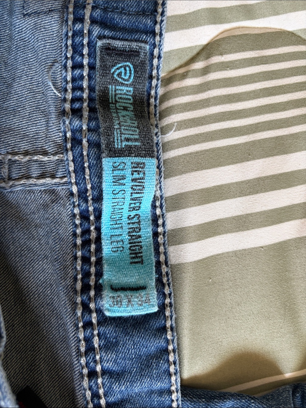 Slim Straight Men’s Jeans in Dark Blue - Unbranded - Picture 3 of 3